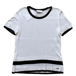 OLGA SANTONI λευκή κοντομάνικη πλεκτή μπλούζα με λεπτομέρεια O10023J19W
